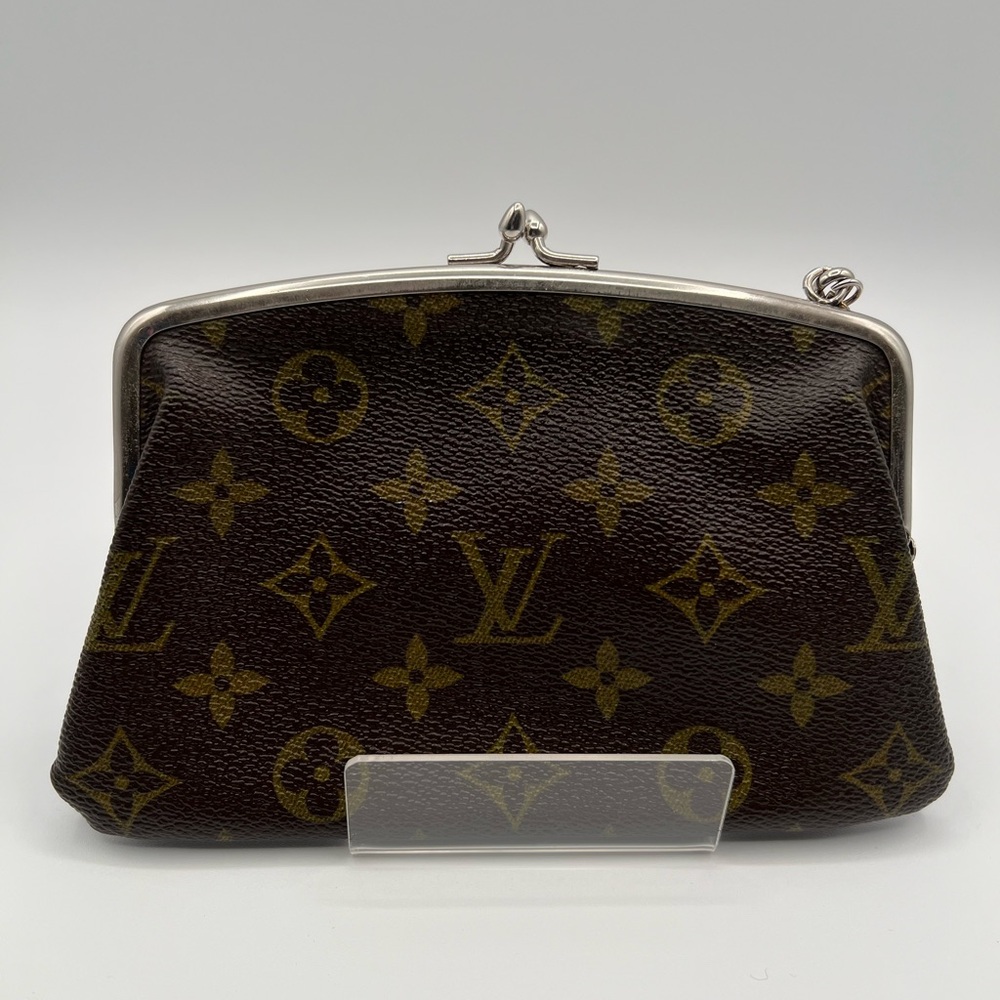 AUTHENTIC RARE KISS LOCK LOUIS VUITTON MONOGRAM